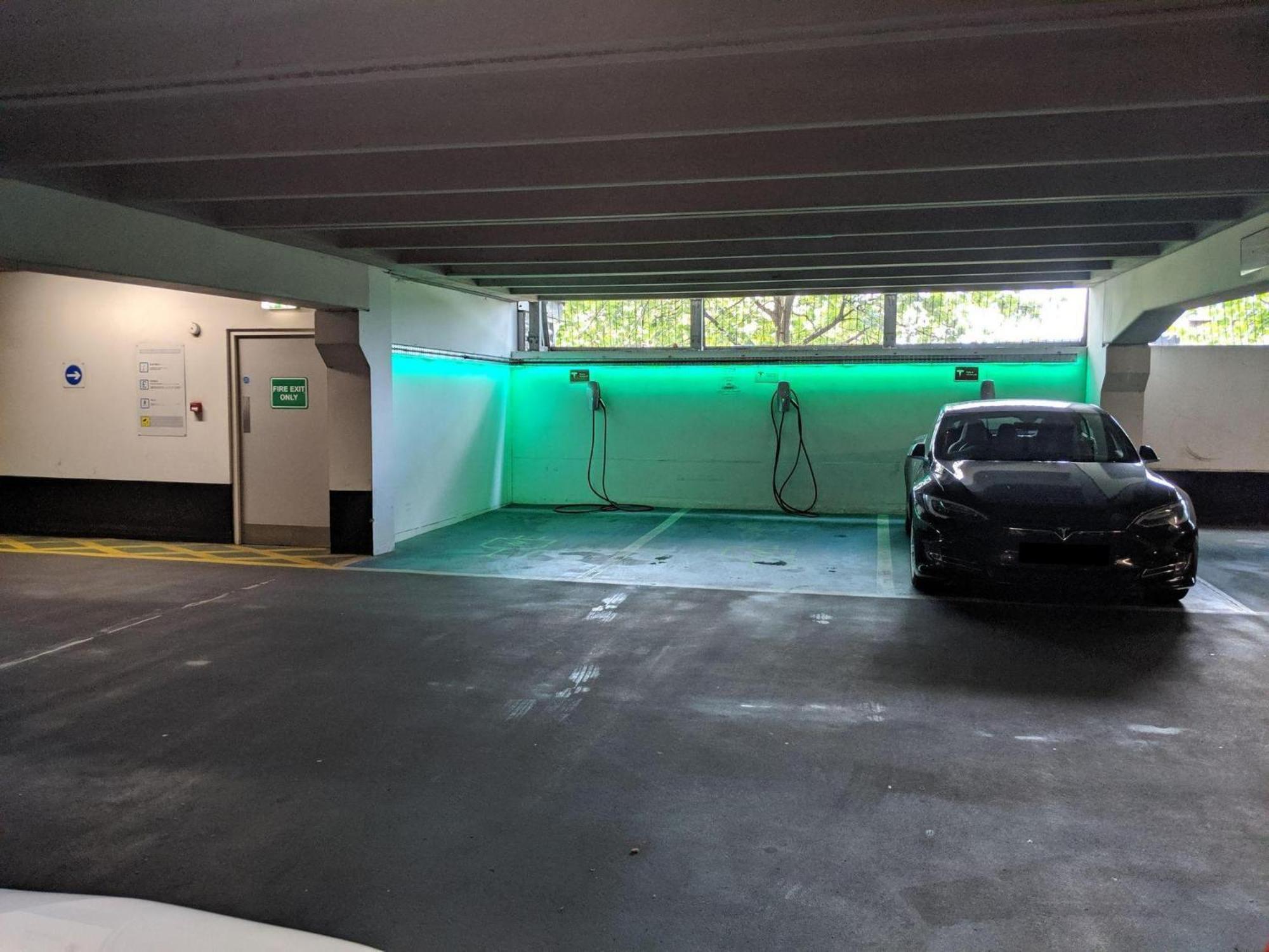 Deluxe City Apt, Beautiful River View,Free Parking No Balcony Leeds  Exterior photo
